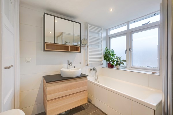 Foto - Te koop: Van Stolbergstraat 14, 2628 GL Delft